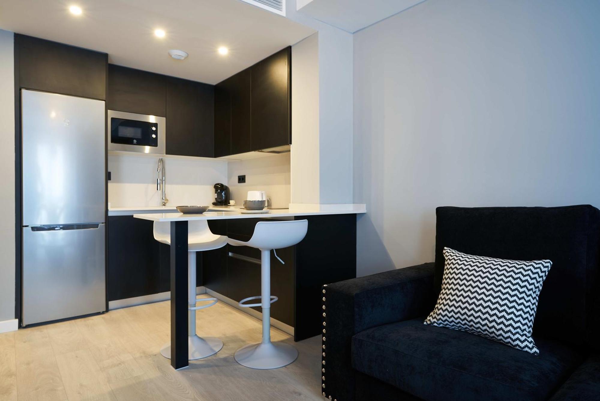 Apartment Atelier *